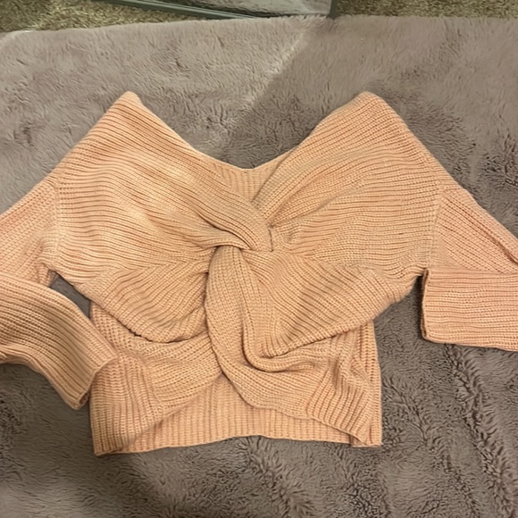 From local boutique in tuscaloosa, super cute in just never wear it - Picture 2 of 2